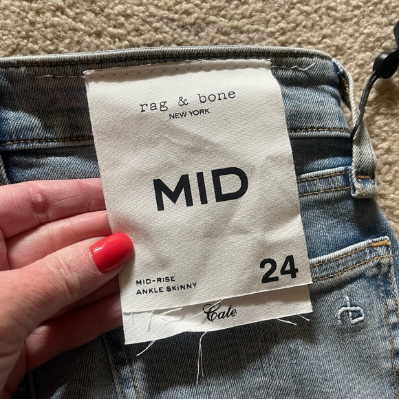 NWT Rag & Bone Cate Mid-Rise Distressed Ankle Skinny Jeans in Thunderbird - Picture 9 of 11